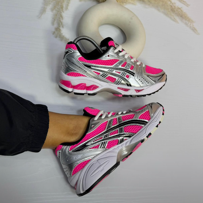 ASICS