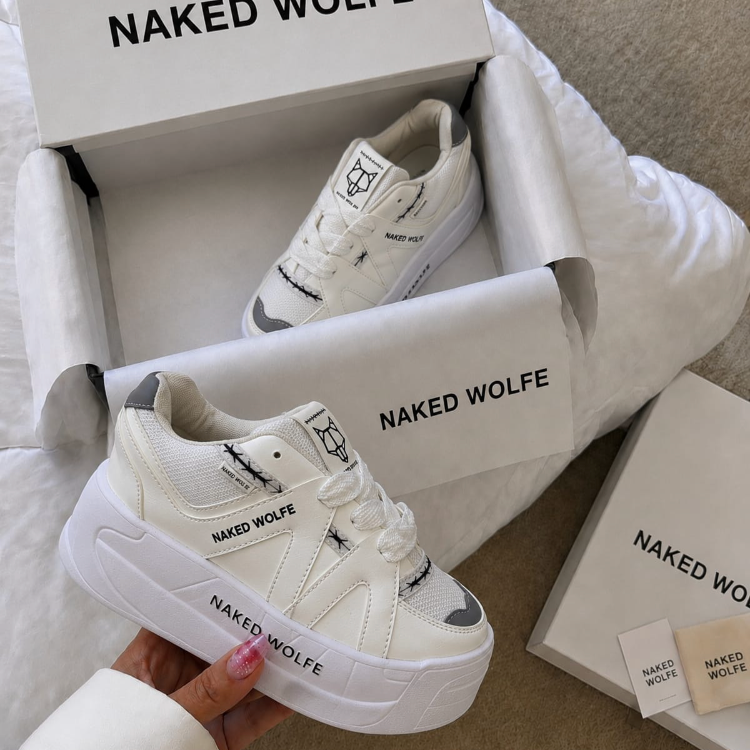 NAKED WOLFE