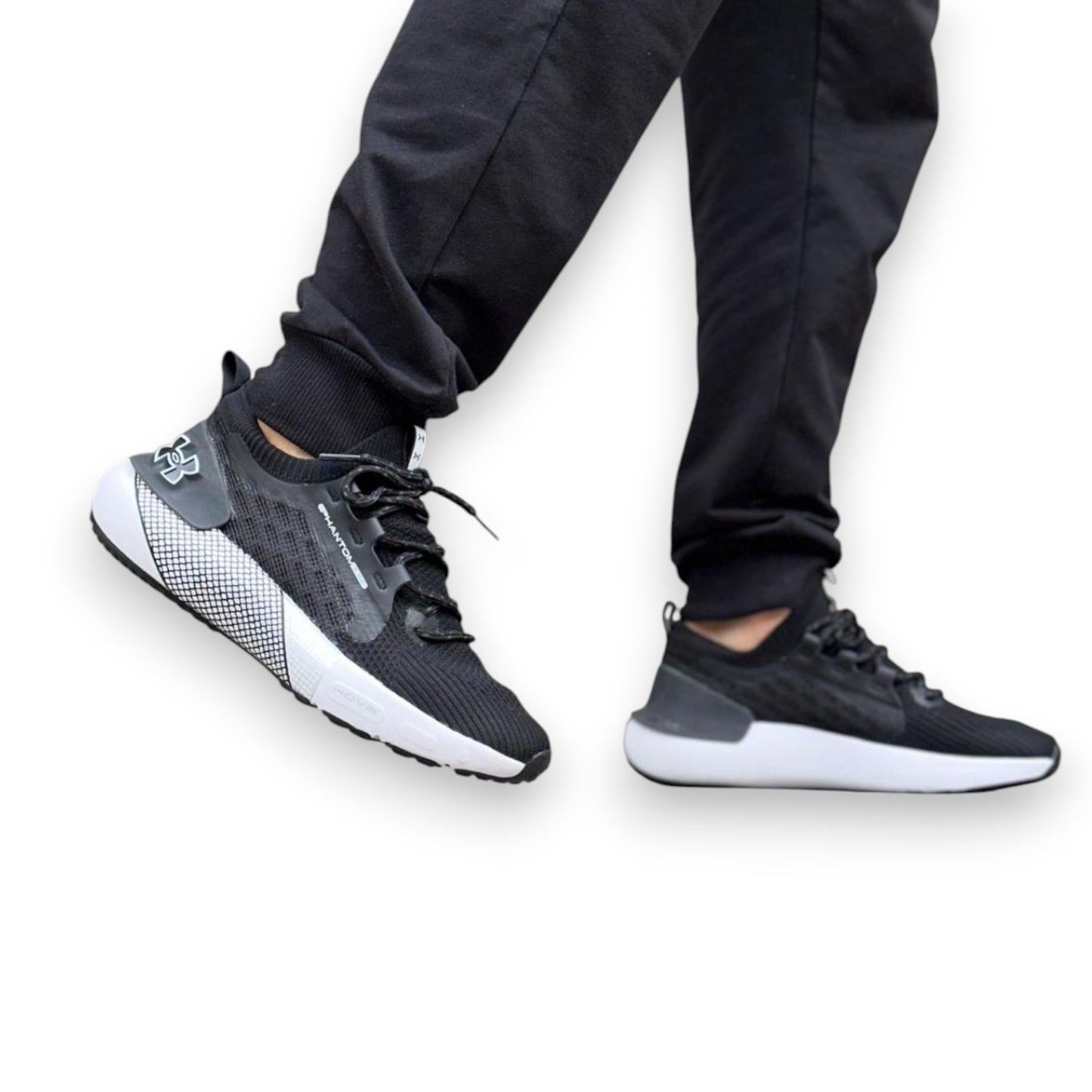 UNDER ARMOUR