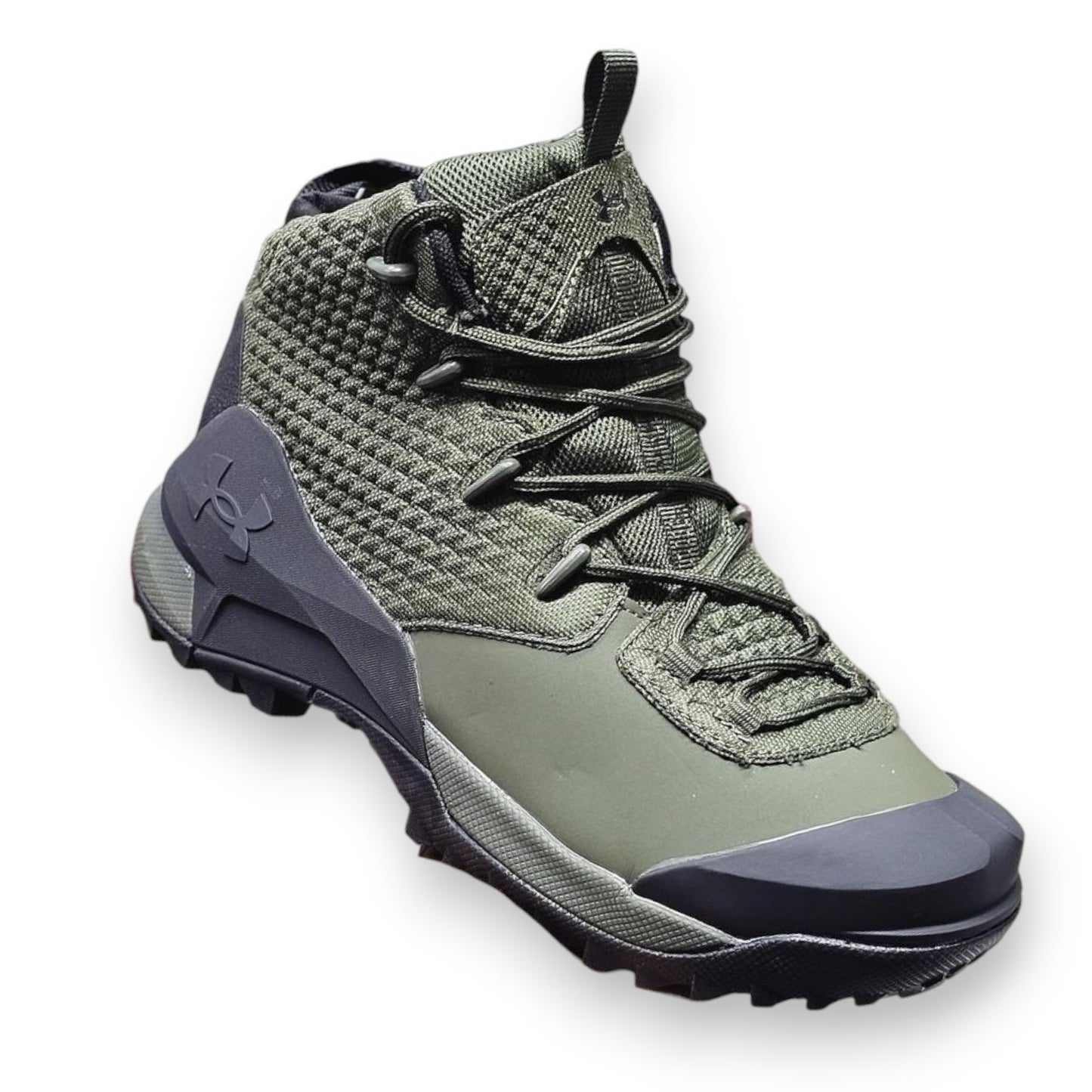 UNDER ARMOUR